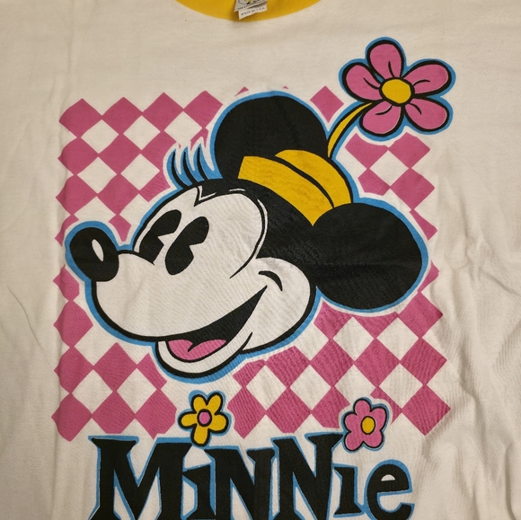 Minnie Mouse - Picture 2 of 5